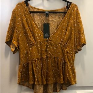 NWT Mustard Top